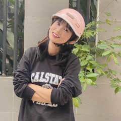 Mũ Bảo Hiểm AGU A39 Cá Heo – Màu Hồng Bóng, Nón Nửa Đầu Thời Trang, Tặng Tai Gấu & Charm Theo Tên