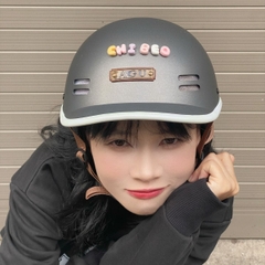 Mũ Bảo Hiểm Nửa Đầu AGU A39 Cá Heo – Màu Xám Titanium Nhám, Hot Trend 2025