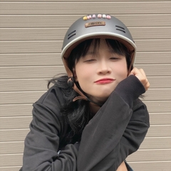 Mũ Bảo Hiểm Nửa Đầu AGU A39 Cá Heo – Màu Xám Titanium Nhám, Hot Trend 2025