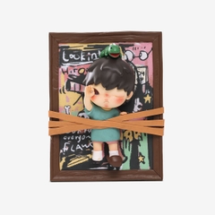 Mô Hình Đồ Chơi POP MART Hirono Listening Saying Seeing