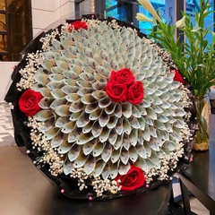 Bó hoa tiền 100 tờ 500k mix hoa hồng nhung