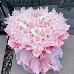 Hoa Sáp Màu Hồng Trái Tim - Chân Thành