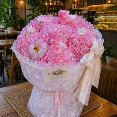 Bó Hoa Lụa Cẩm Tú Cầu Màu Hồng – Biểu Tượng Của Sự Dịu Dàng Và Chân Thành