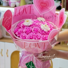 Hoa sáp màu hồng đậm