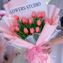 Bó hoa sáp Tulip màu hồng phấn hướng đến tương lai