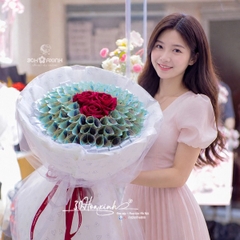 Bó Hoa Tiền 50 Tờ Tiền 500k – Sang Trọng, Đẳng Cấp Và Cực Kỳ Thiết Thực