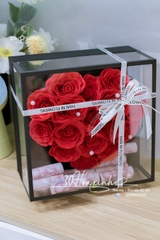 Hộp Hoa Tiền Trái Tim Lãng Mạn