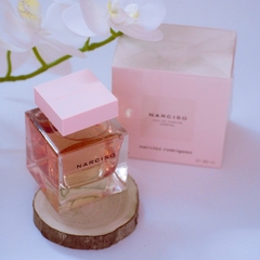 Nước hoa Narciso EAU De Parfum Cristal