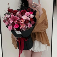 Bó Hoa Sáp Mix Tone Đỏ Đậm – Nổi Bật, Quyến Rũ