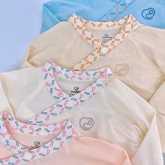 Bộ dài tay cài chéo liền tất Iconic BU Bambus Bubaby cho bé 0-3m