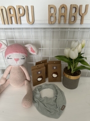 Yếm tam giác sơ sinh 0-6m Cookie