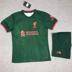 Quần áo Liverpool