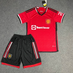 Quần áo Manchester United