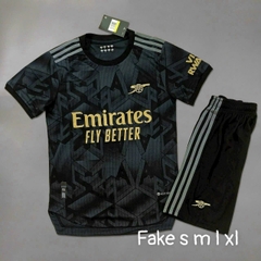 Quần áo Arsenal