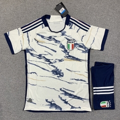 Quần áo Italia