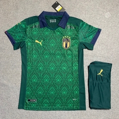 Quần áo Italia