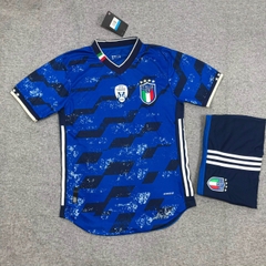 Quần áo Italia