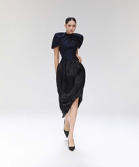 SHEATH OUTERWEAR