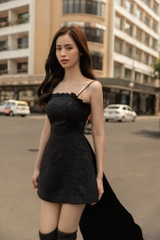 RUFFLED LONG TRAIN DRESS