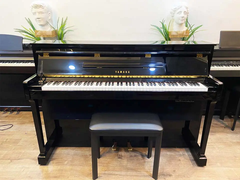 Piano Yamaha DUP10