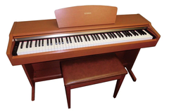 Piano Yamaha J7000