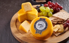 Phô mai Cheddar Beech Wood