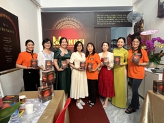 Su-xuat-hien-cua-nhieu-co-van-chuyen-gia-lanh-dao-cap-cao