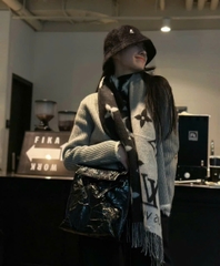 Khăn Louis Vuitton Dạ Đen Cashmere