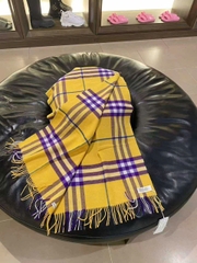Khăn Burberry