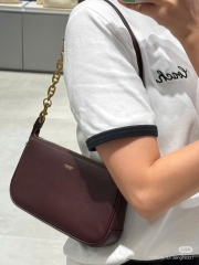 Coach Plaza Maple