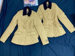 Áo Trám Burberry Cổ Nhung