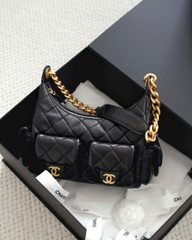 Chanel hobo chanel maxi