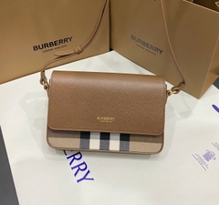 Túi Burberry Hamphshire Crossbody