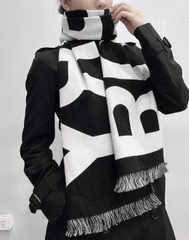 Khăn Burberry