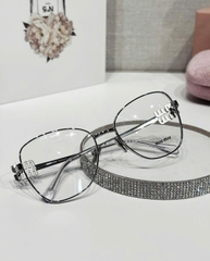 Kính Miu Miu