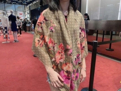 Khăn Gucci