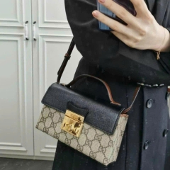 Túi xách Gucci Padlock Top Handle