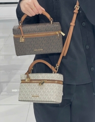 Túi Michael Kors Jana Logo