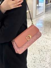 Túi Coach Jet Shoulder Hồng