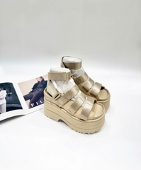 UGG sandal