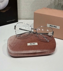 Kính Miu Miu