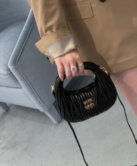 Túi Miu Miu Wander Hobo