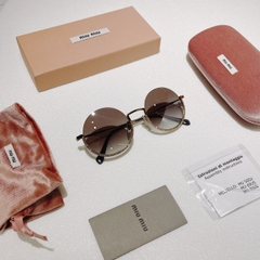 Kính Miu Miu