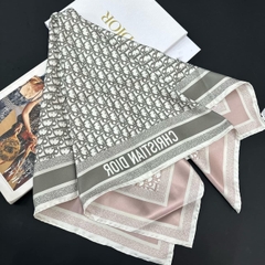 Khăn Dior