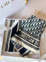 Khăn Dior