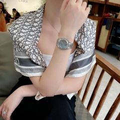 Đồng hồ Gucci Pantheon Mother of Pearl Dial diamond watch
