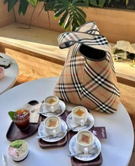 Túi Tote Burberry