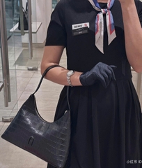 Túi Furla Diamante small đen da croc