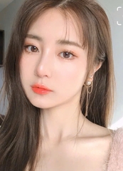 Bông tai Dior