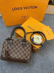Lv Alma damier